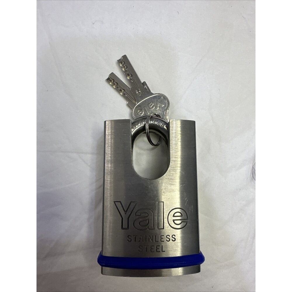 Yale Padlock With 2 Keys locksmith equipment